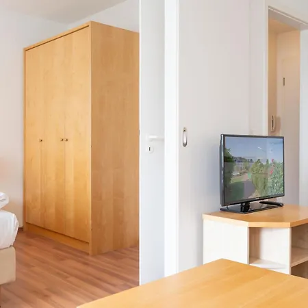 650, Seepark * Sellin (Rugen)